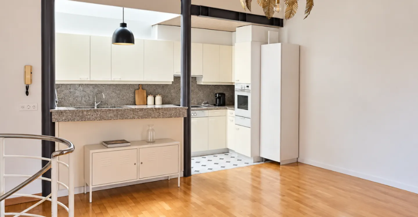 In affitto a Nyon - Appartamento duplex di 3 locali in prossimità immediata del lago - Foto 2 di 7