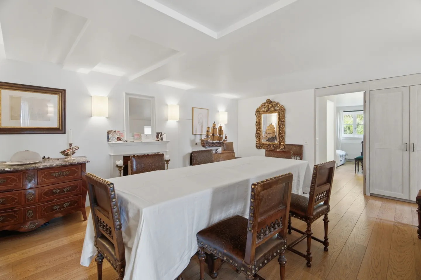 Elegante 5-Zimmer Wohnung mit Seesicht - Foto 4 von 6