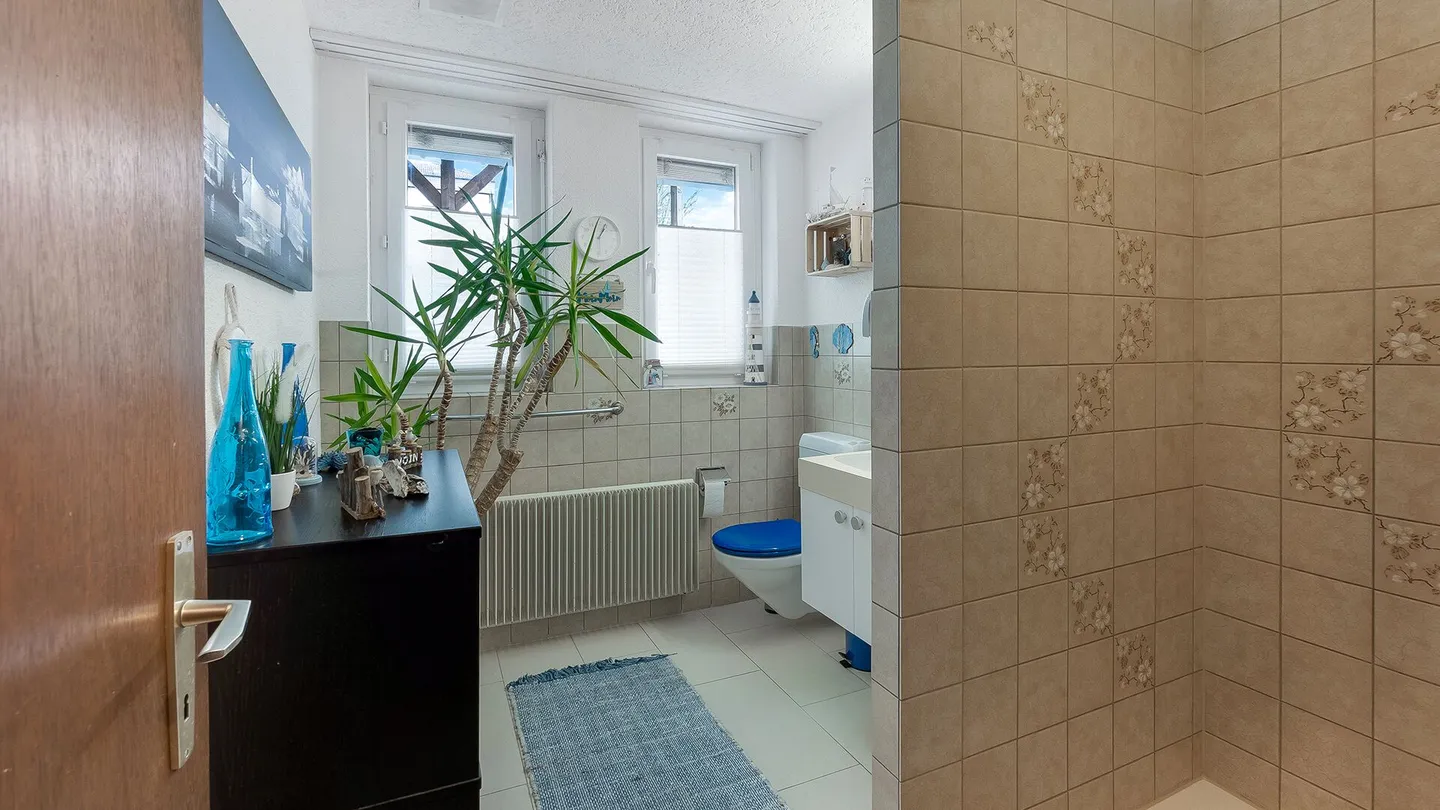 Einfamilienhaus mit Garage - Foto 9 von 19