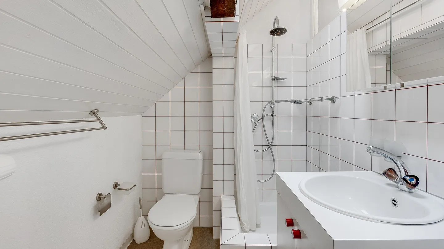 Einfamilienhaus mit Garage - Foto 14 von 19