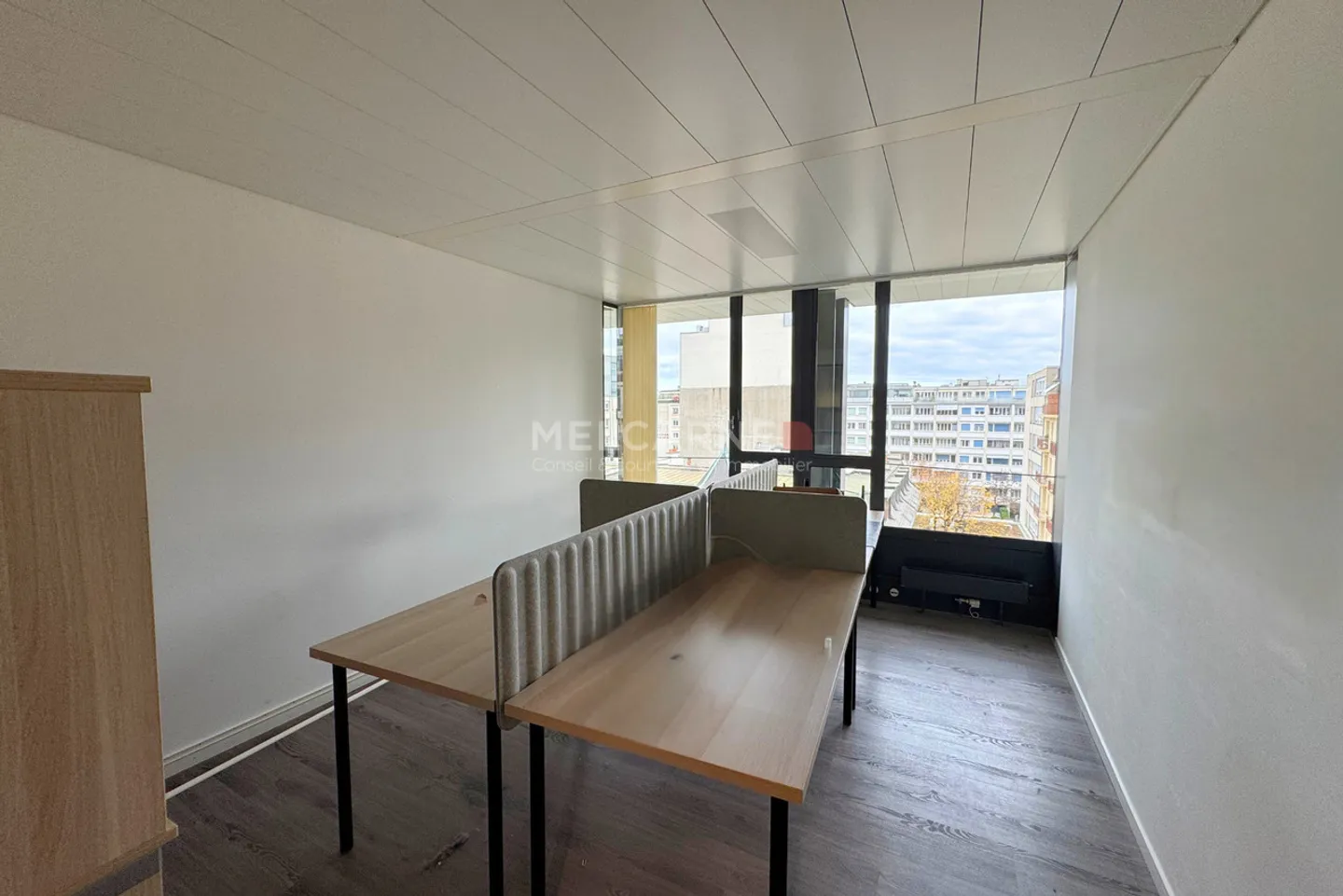 Bureau - Photo 2 sur 6