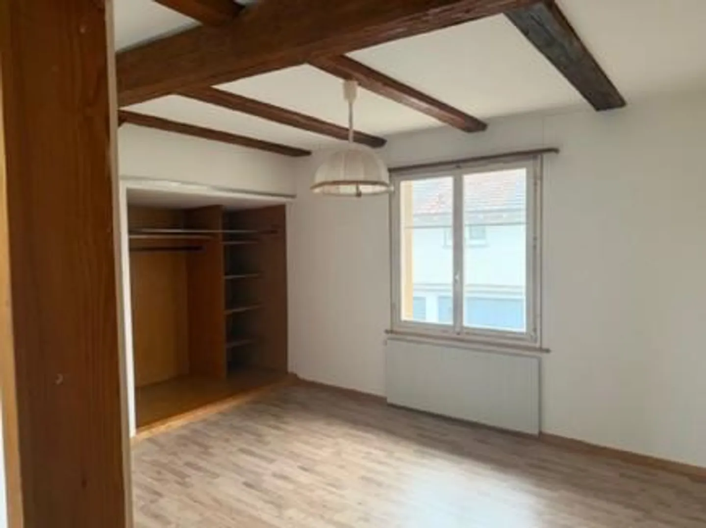 Maison individuelle de 4,5 pièces avec grand atelier - Photo 3 sur 10