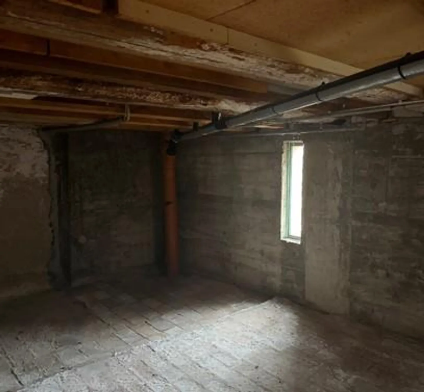 Maison individuelle de 4,5 pièces avec grand atelier - Photo 9 sur 10