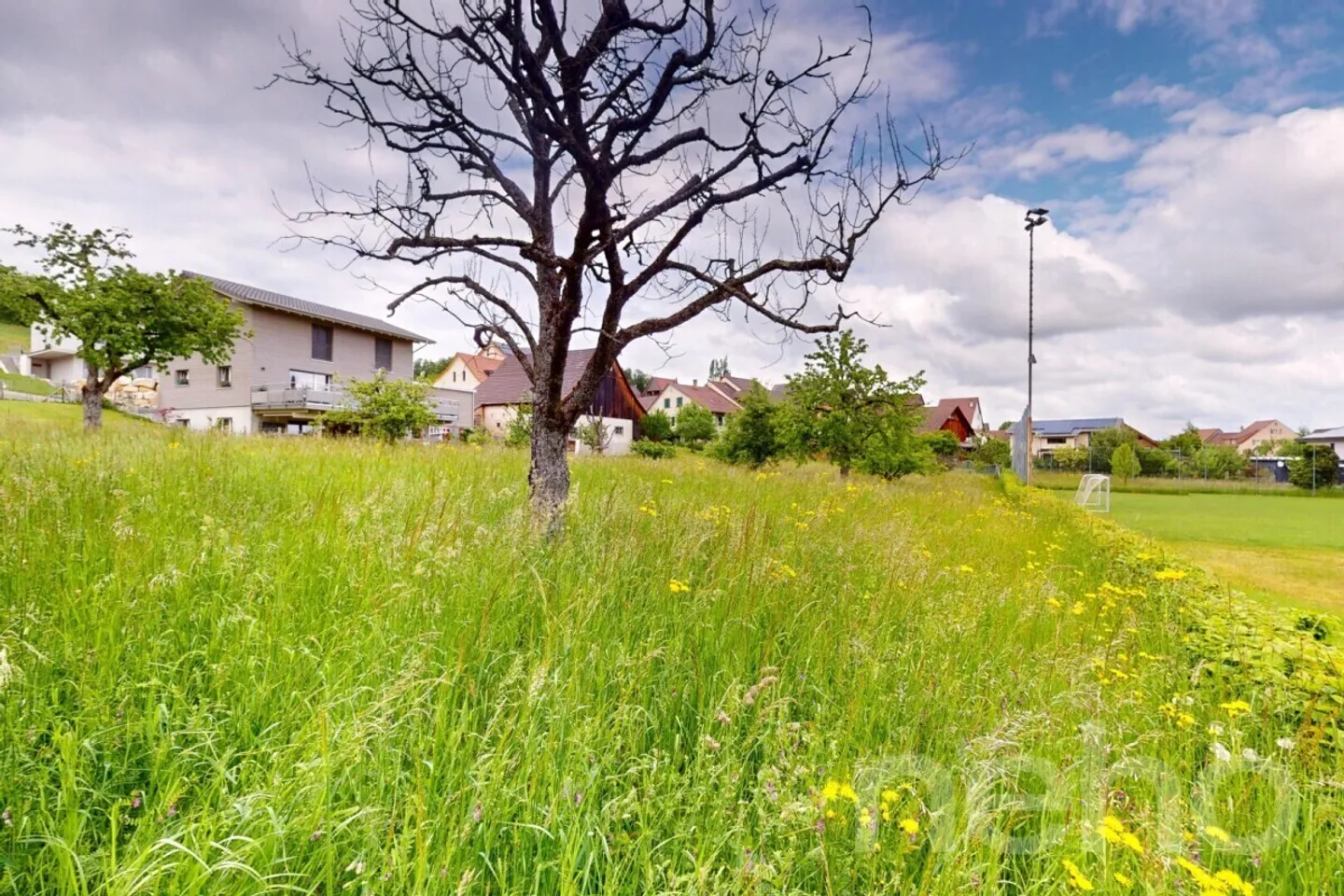 Terreno edificabile situato in posizione tranquilla con vista panoramica ad Arboldswil - Foto 5 di 13