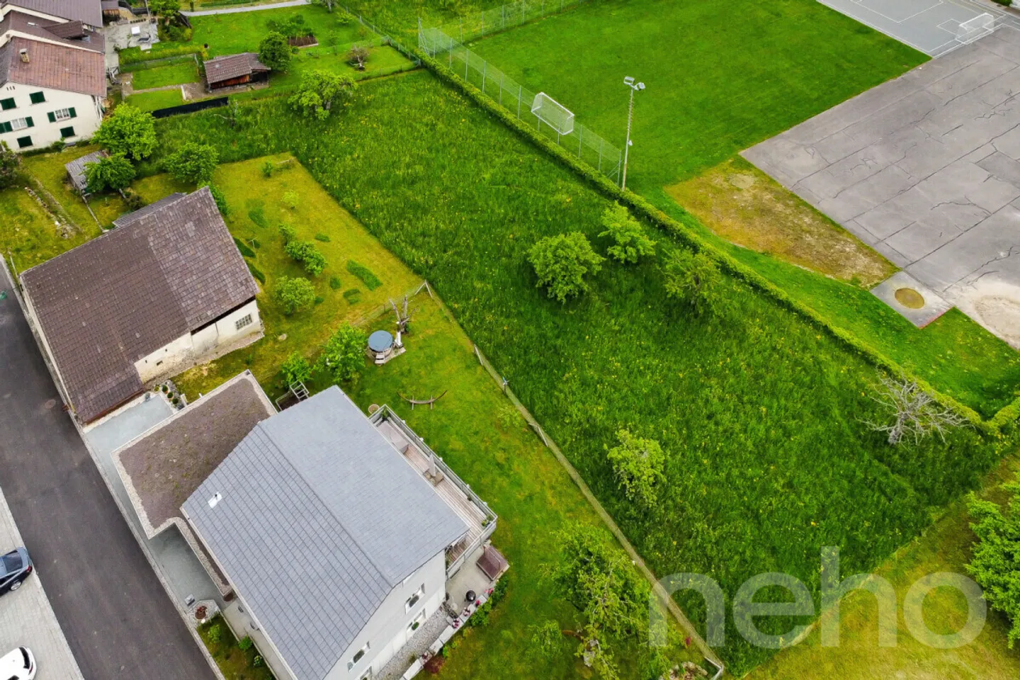 Terreno edificabile situato in posizione tranquilla con vista panoramica ad Arboldswil - Foto 9 di 13