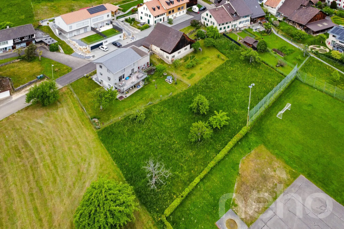 Terreno edificabile situato in posizione tranquilla con vista panoramica ad Arboldswil - Foto 10 di 13