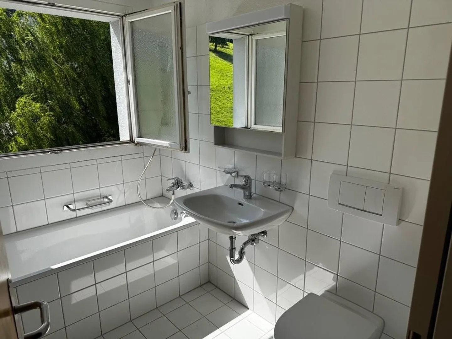 Familienfreundliche Wohnung im Grünen - Foto 5 von 12