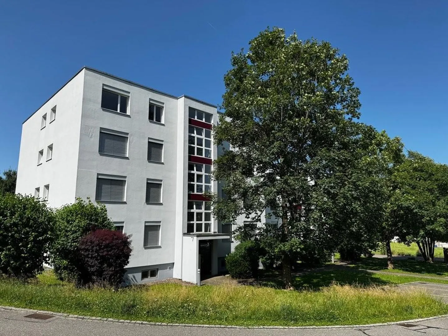 Familienfreundliche Wohnung im Grünen - Foto 2 von 12