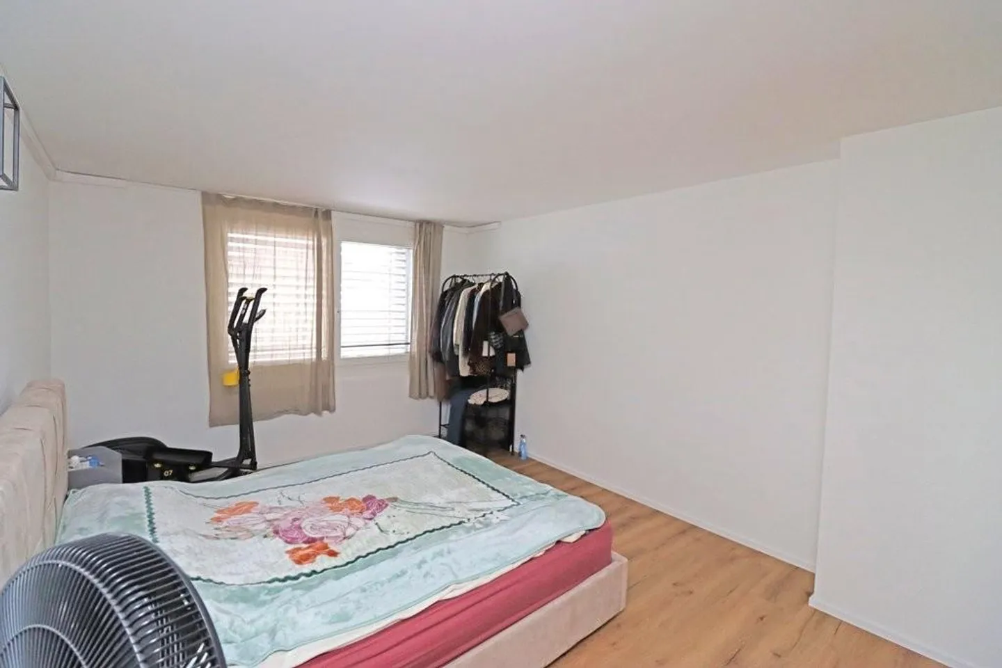 Modern 3.5-room apartment in a central location in Rüti - Photo 7 of 8