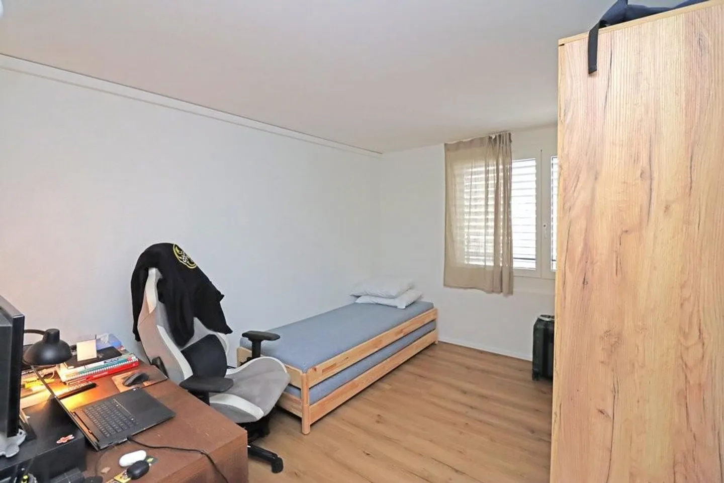 Modern 3.5-room apartment in a central location in Rüti - Photo 8 of 8