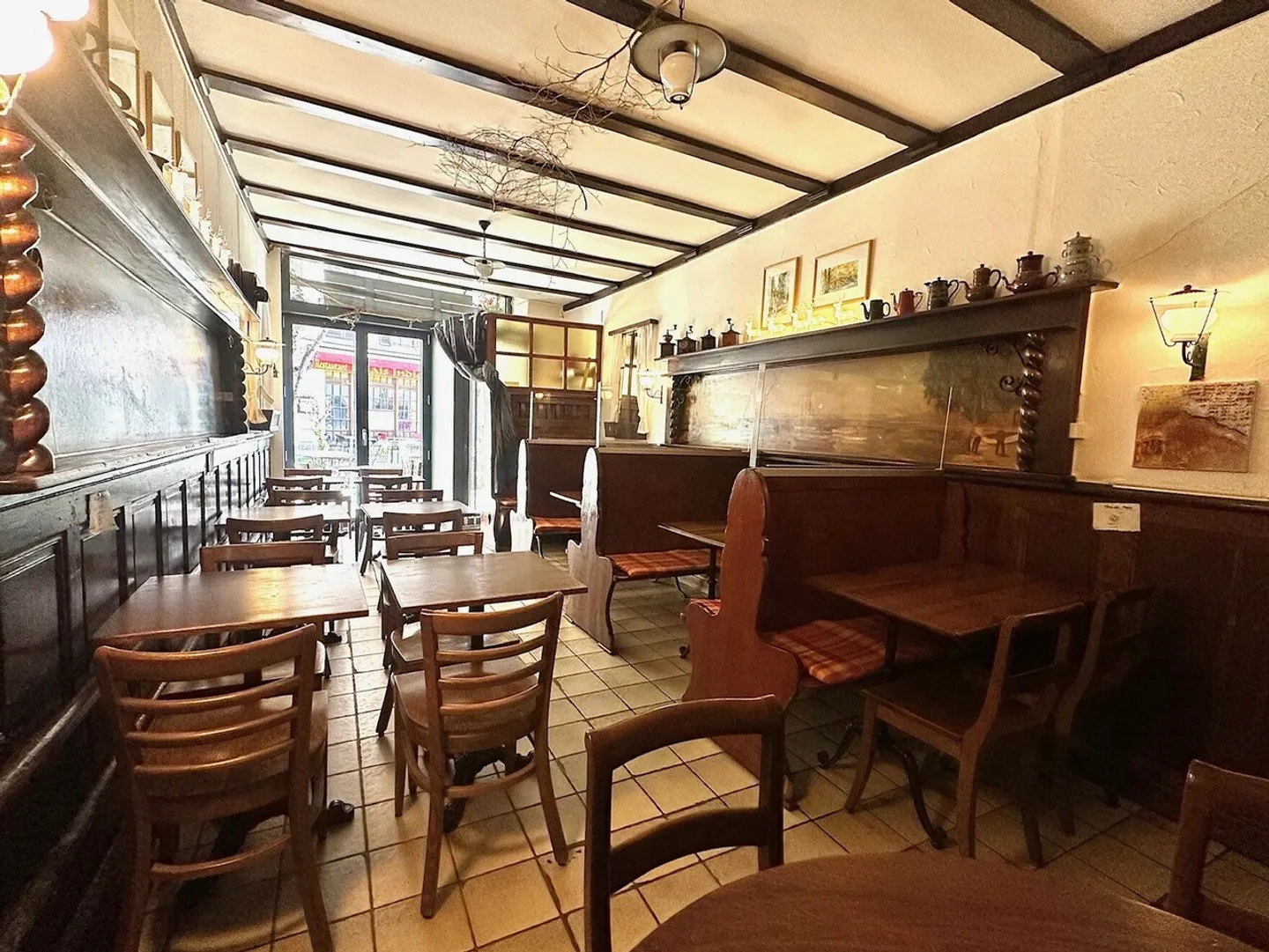 Spacieux local commercial au coeur de Vevey (Actuellement LE MAZOT) - Photo 3 sur 7