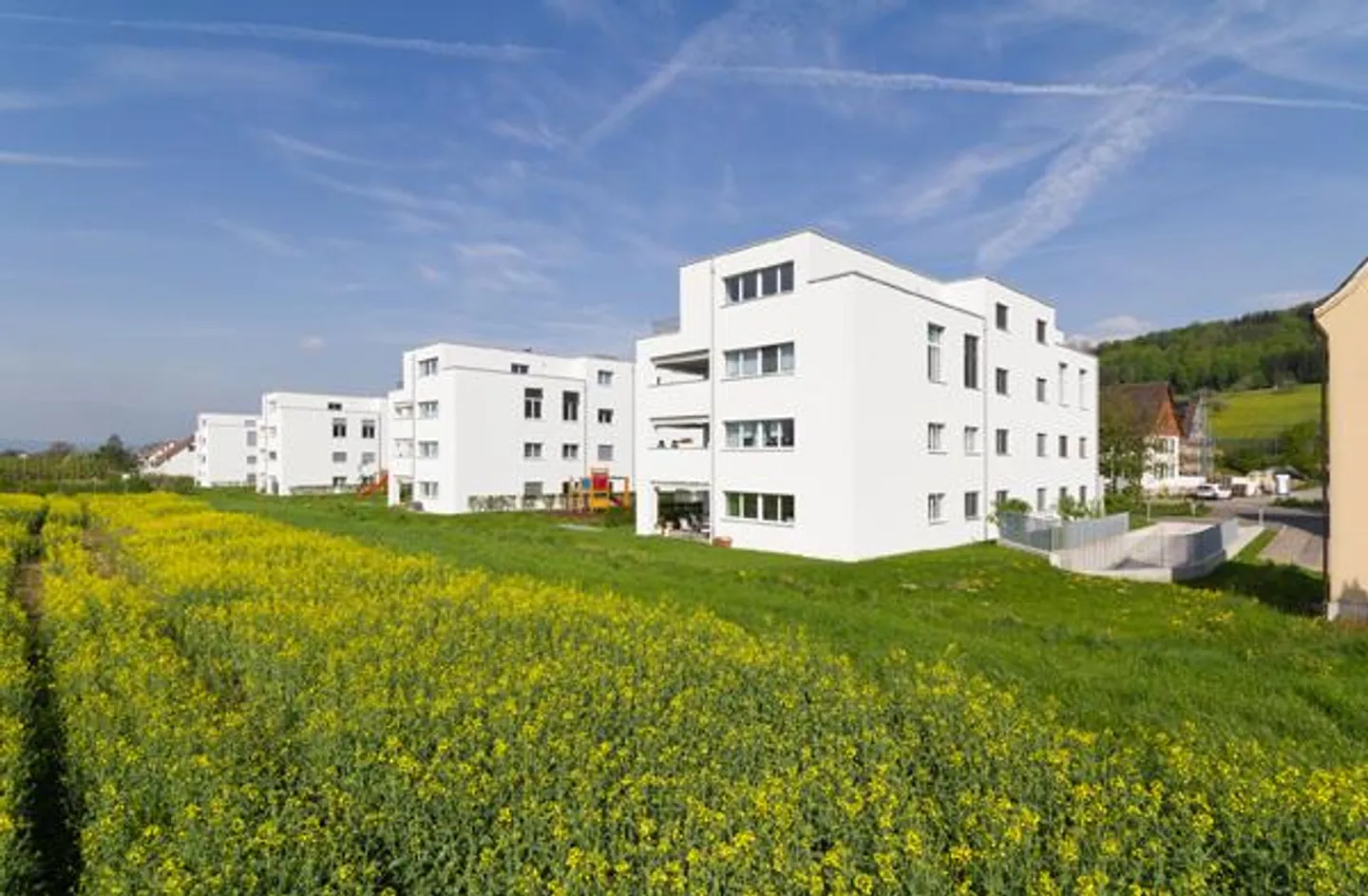 Votre appartement familial à Rafz ! Louez sans dépôt - Photo 3 sur 9