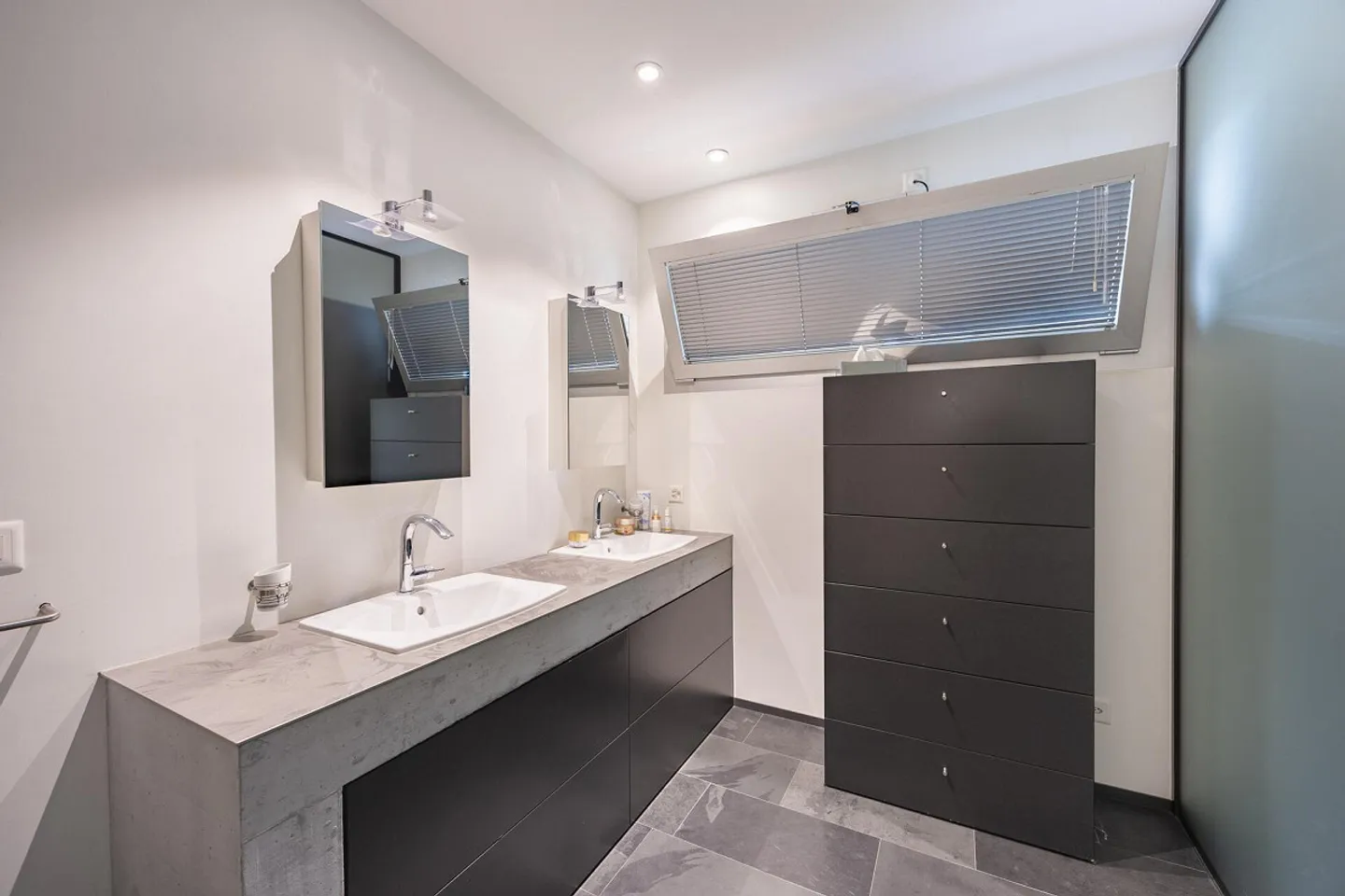 Geräumige Wohnung mit Seeblick - Foto 18 von 23