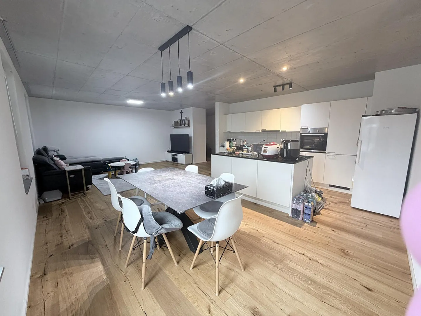 Modernes Apartment in Glarus - Foto 2 von 8