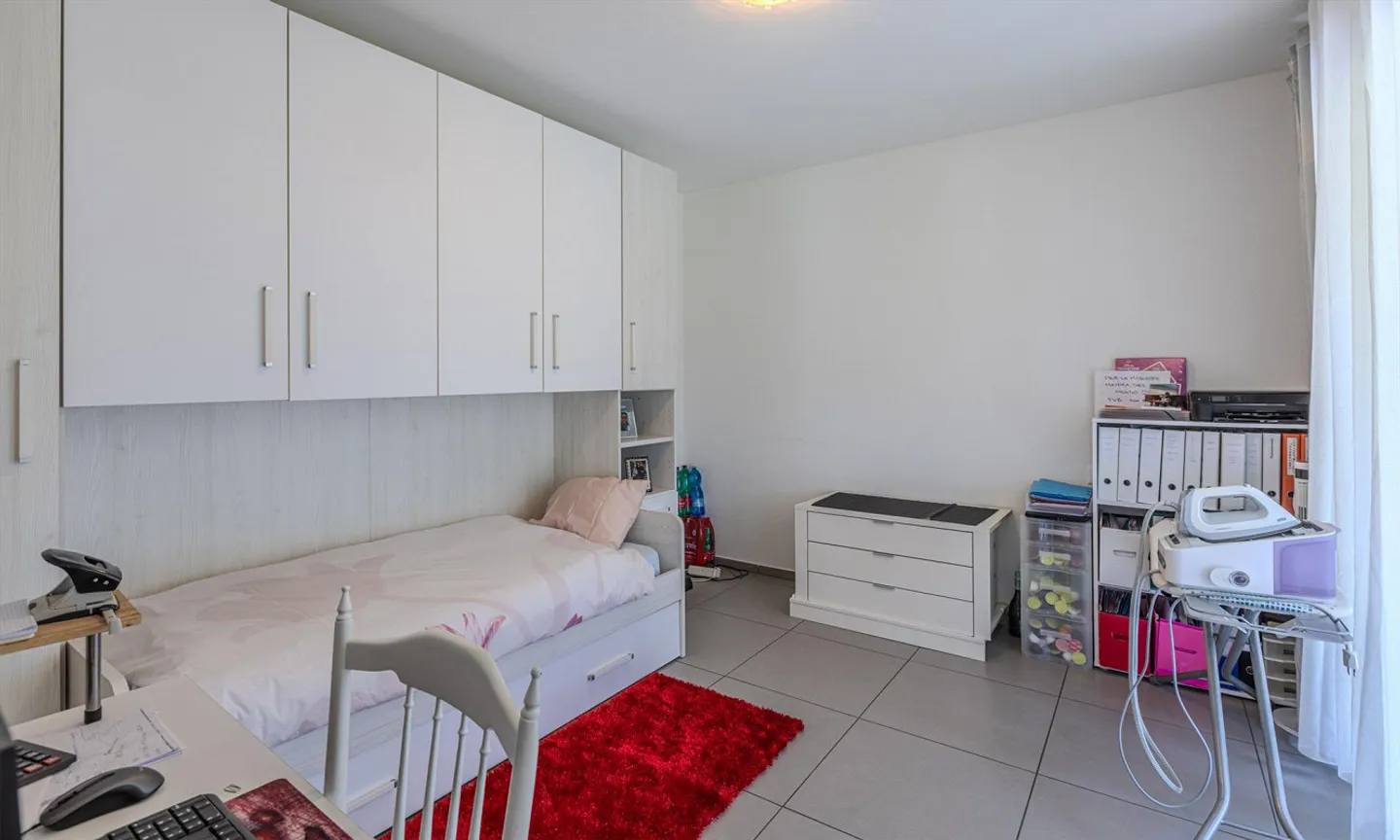 STUPENDO APPARTAMENTO 3.5 STANZE CON GRANDE GIARDINO AD AGNO - Foto 7 di 10