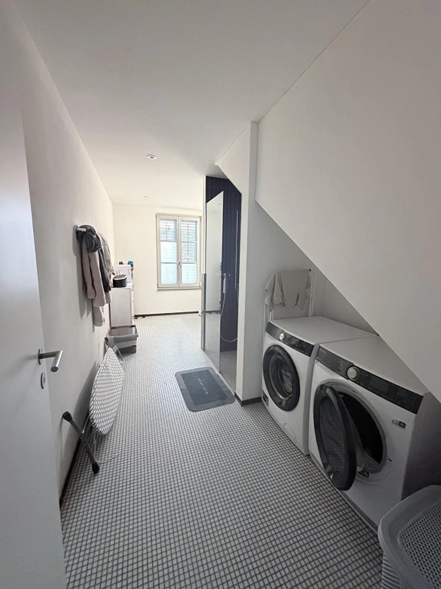 Modernes Apartment in Glarus - Foto 3 von 8