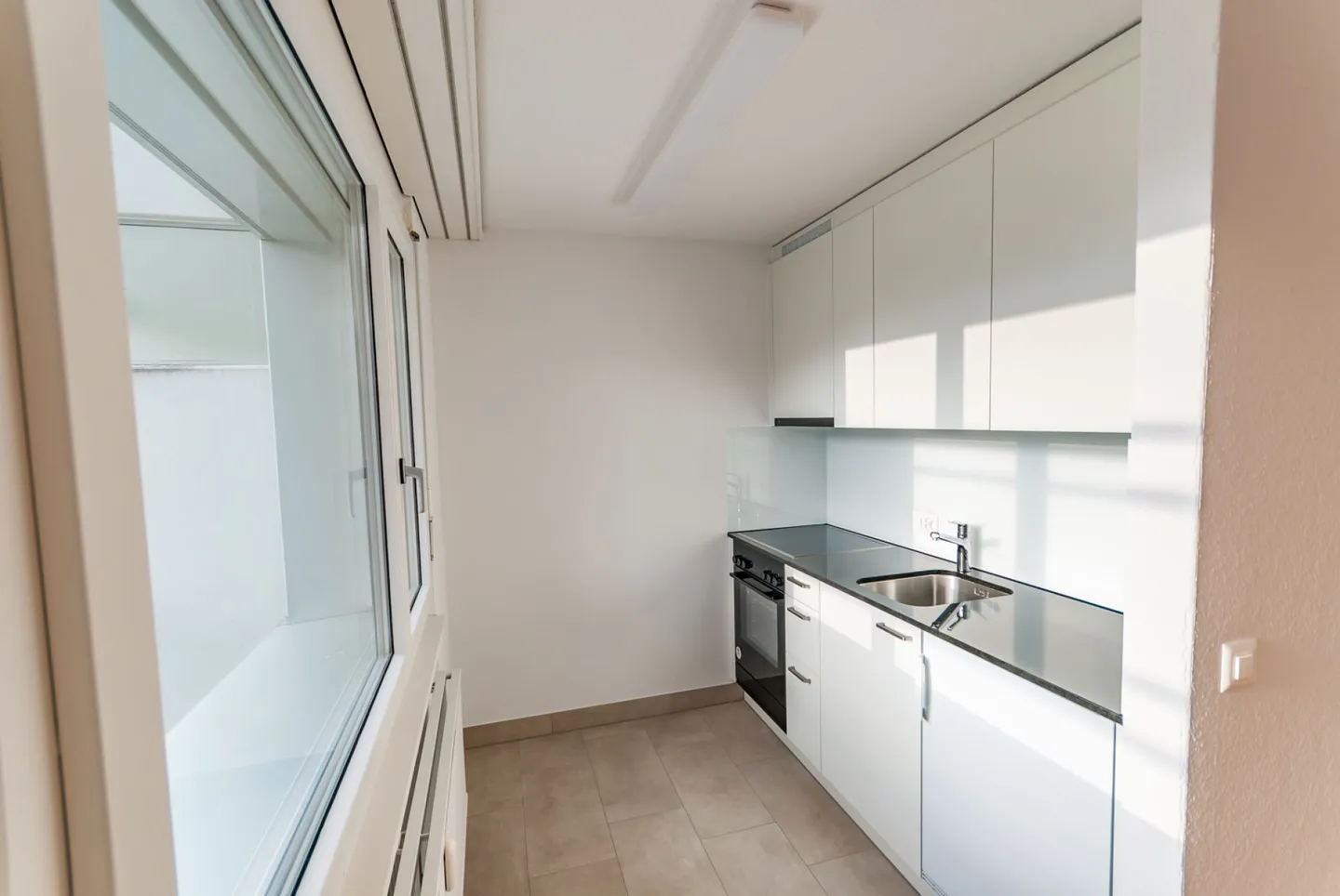 Gemütliches Studio mit Balkon - Foto 4 von 9