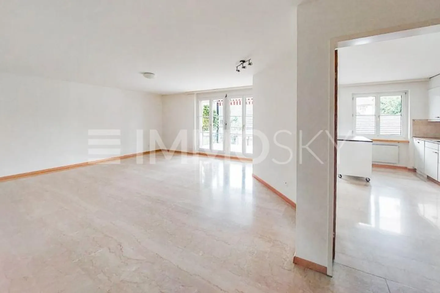 Ihr neues Zuhause mit Balkon und Ruhegarantie - Foto 4 von 5