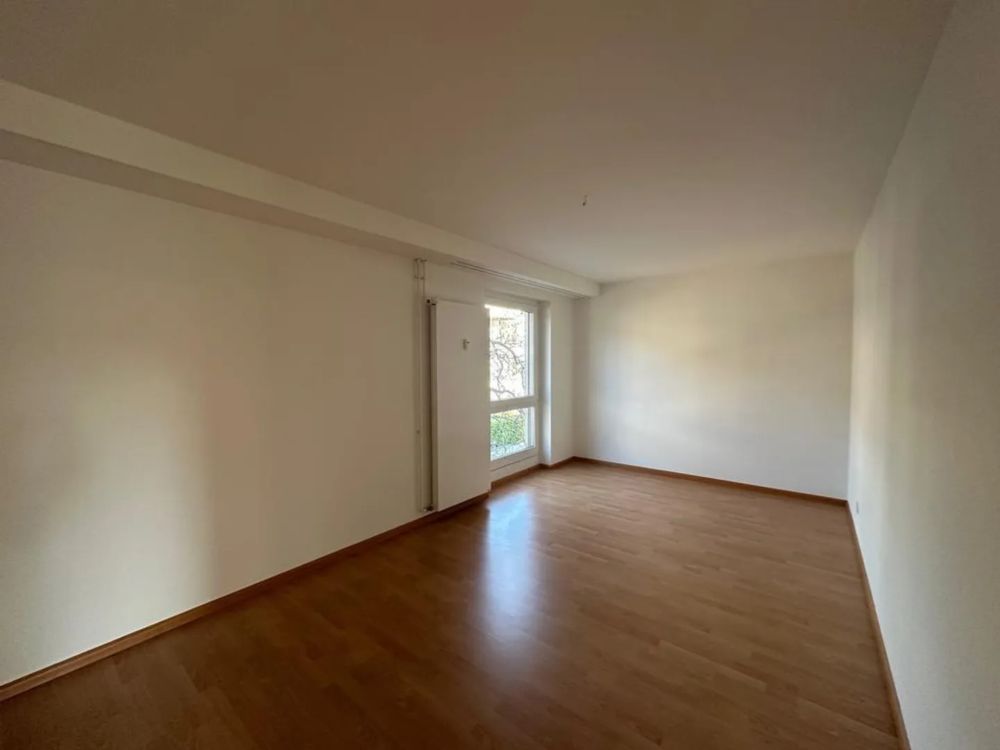 Appartamento mansardato luminoso con grande terrazza e vista - Foto 7 di 12