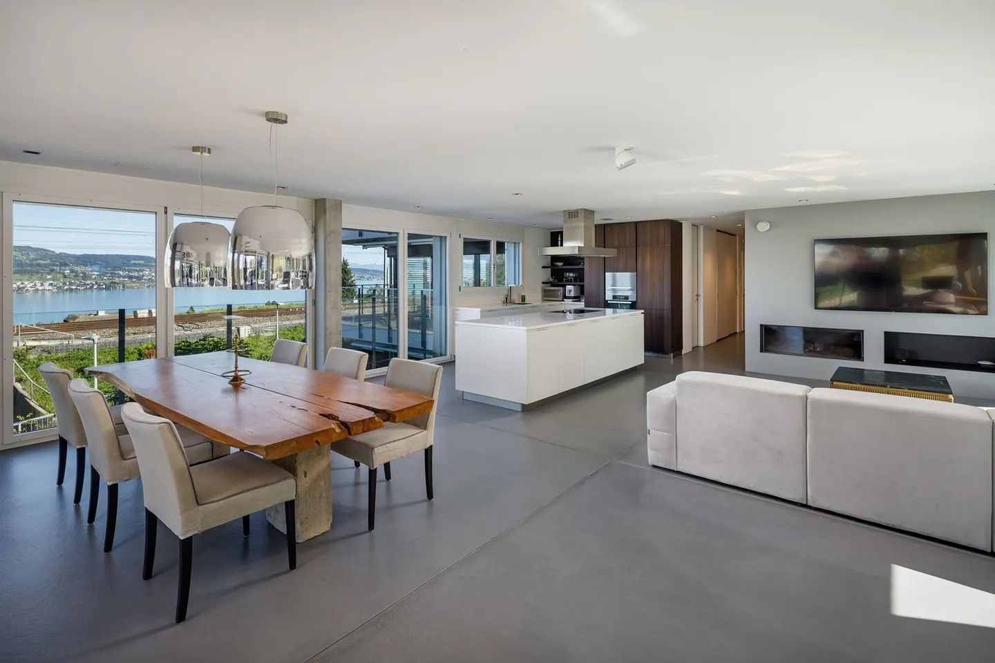 Appartamento in vendita - Foto 1 di 12