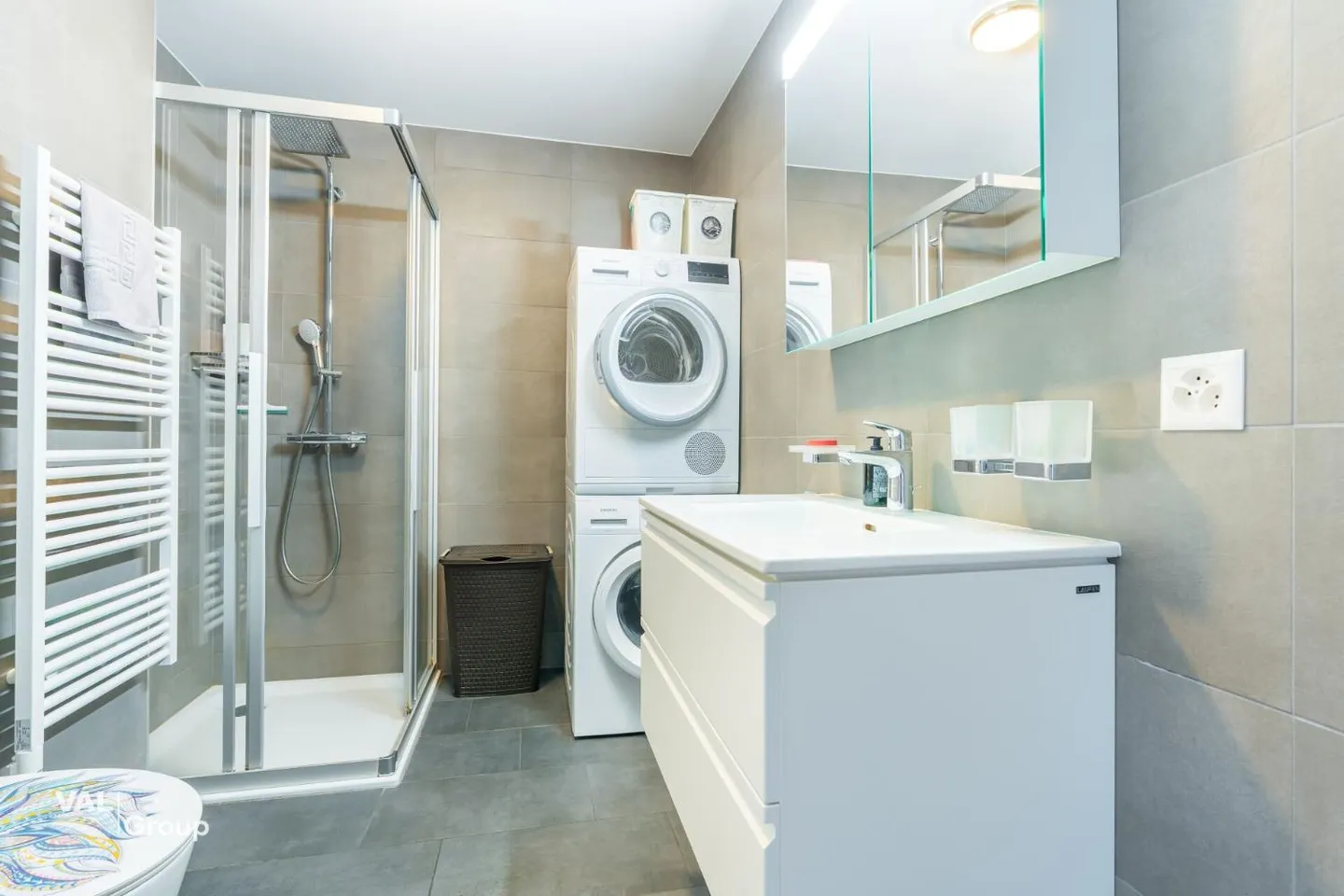 Appartement moderne avec vue alpine - Photo 4 sur 9