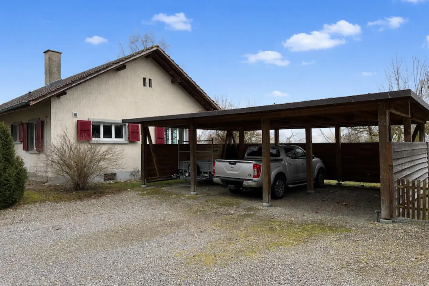 Hübsches 3.5-Zimmer-Haus im Grünen - Foto 3 von 13