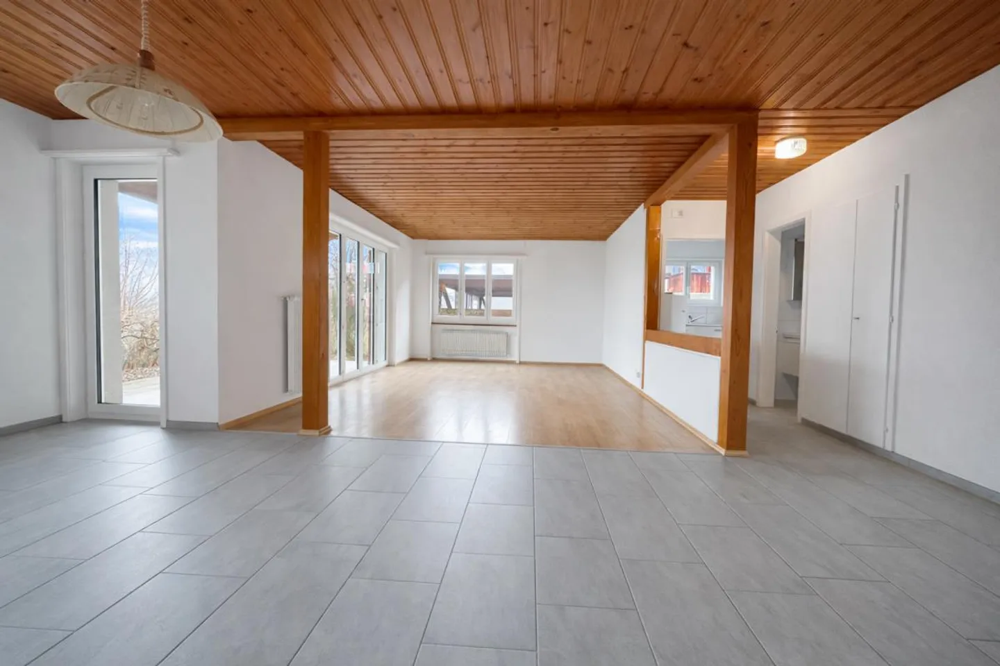 Hübsches 3.5-Zimmer-Haus im Grünen - Foto 5 von 13