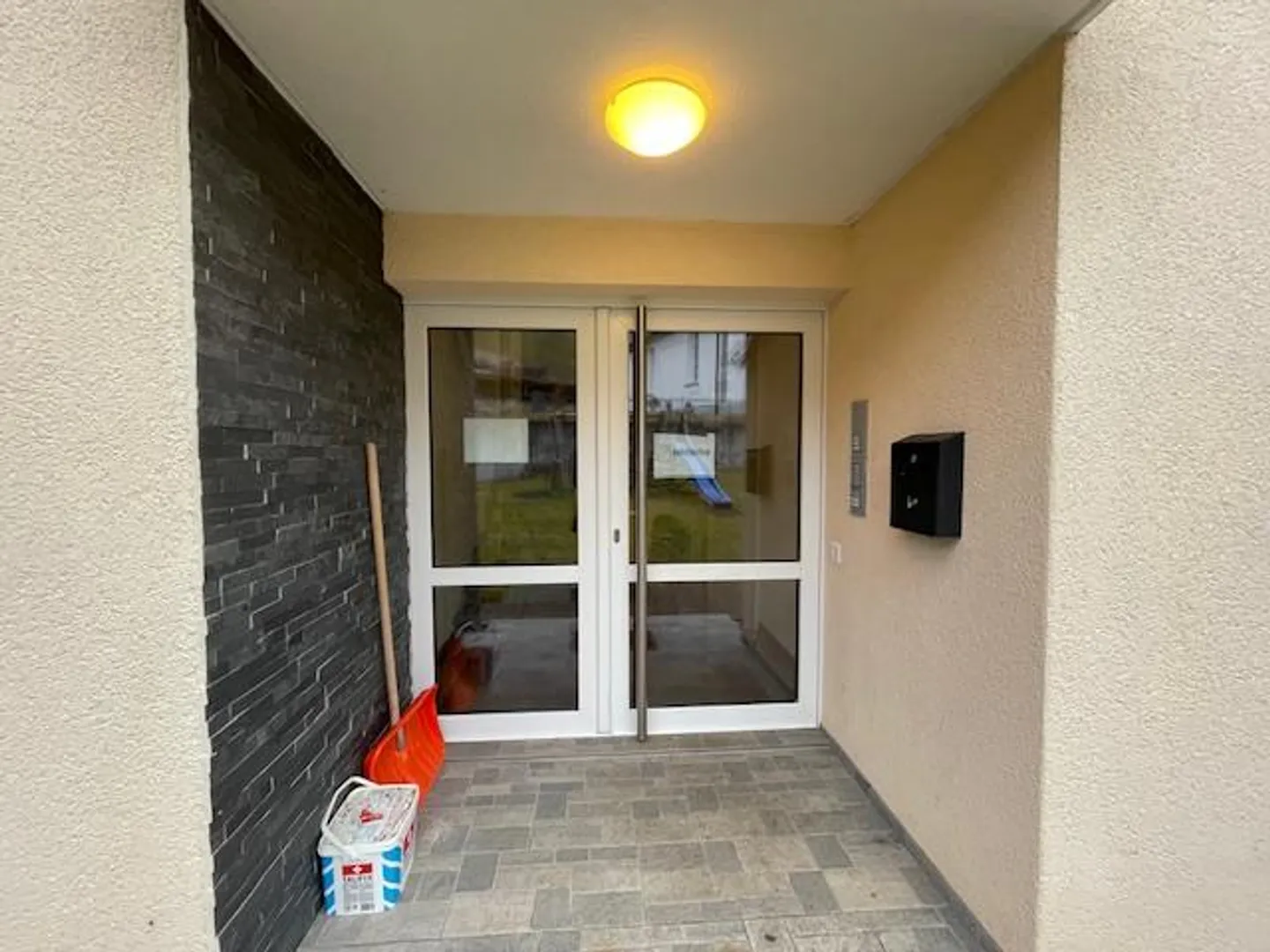 Casa plurifamiliare per investitori e imprenditori intelligenti - Foto 2 di 4