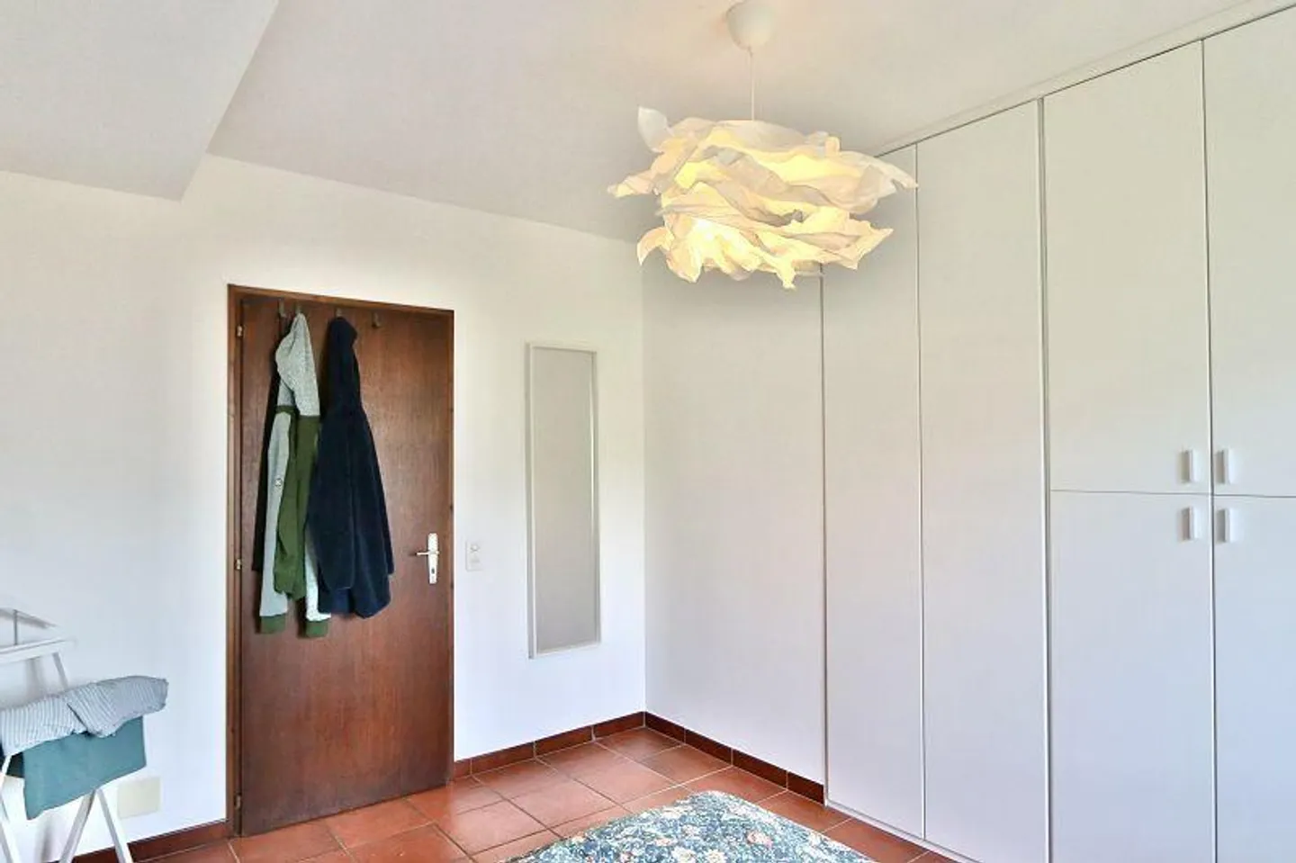 4 1/2-Room Maisonette Apartment with Private Garden in a Very Quiet, Sunny Location - Photo 8 of 44