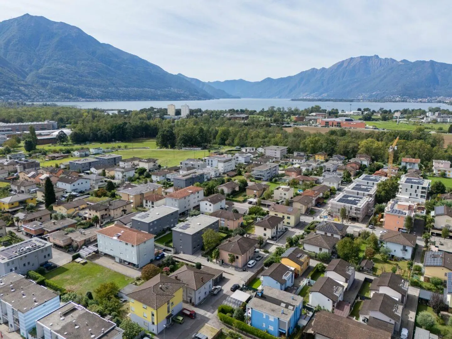 Nouvel appartement moderne de 4,5 pièces dans un emplacement attrayant à Gordola - Photo 2 sur 20