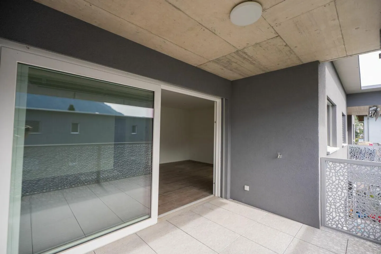 Nouvel appartement moderne de 4,5 pièces dans un emplacement attrayant à Gordola - Photo 4 sur 20