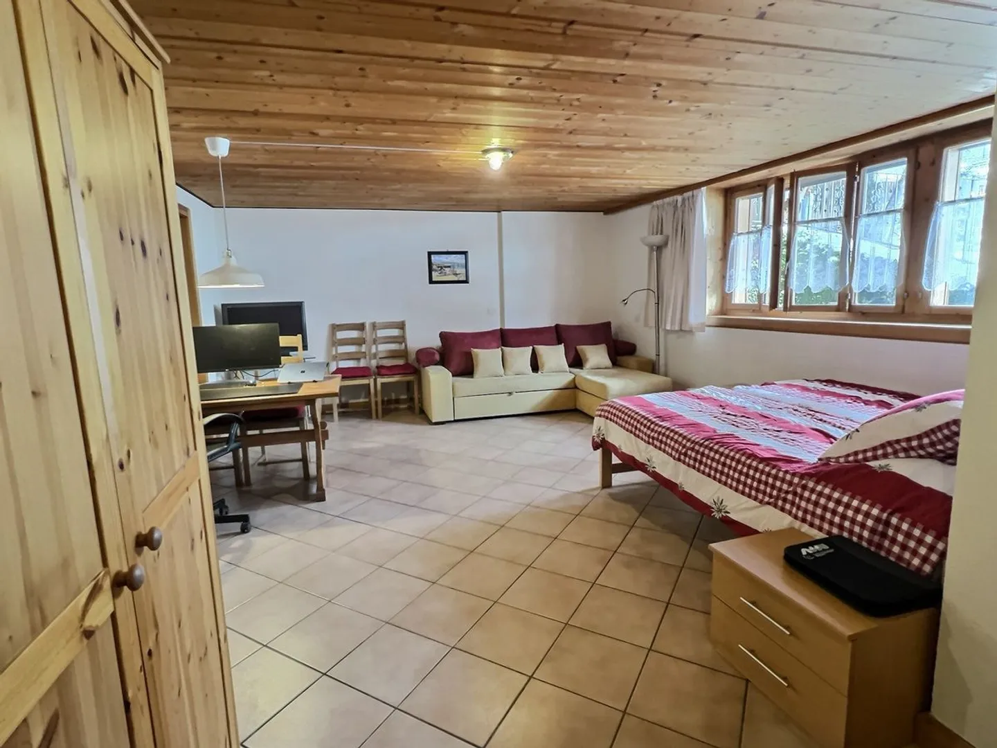 For rent studio of 38m2 in Rossinière - Photo 3 of 6