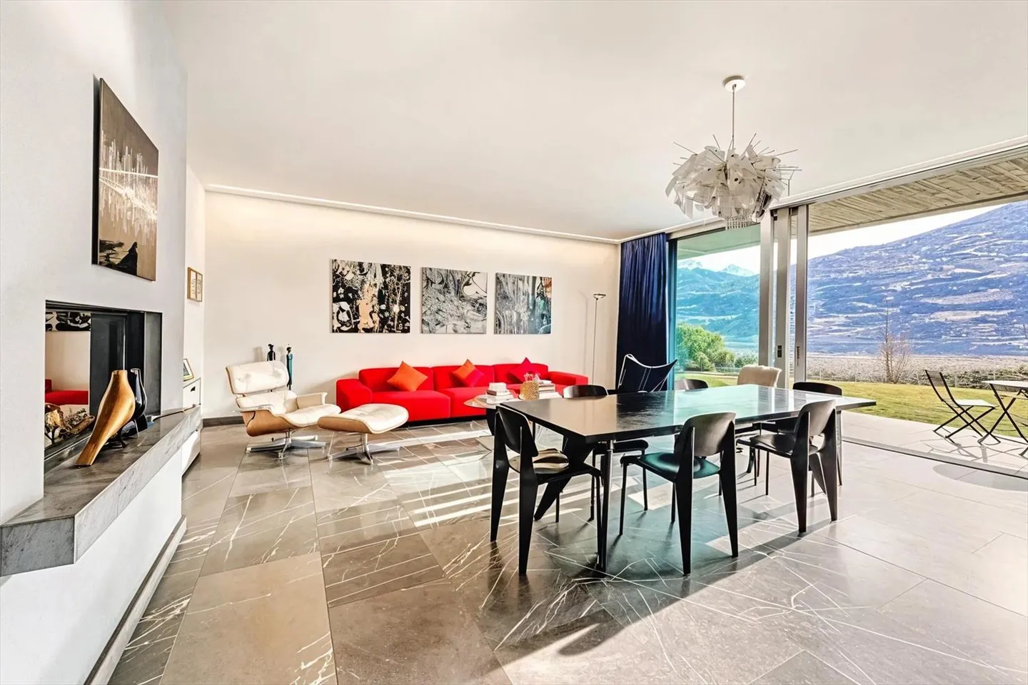 Elegance, Modernity and Privileged Location! - Photo 4 of 12