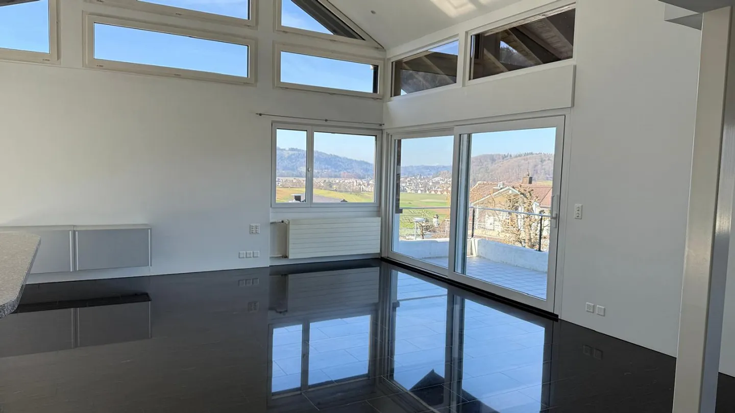 Bella casa unifamiliare con vista spettacolare in una posizione soleggiata - Foto 2 di 19