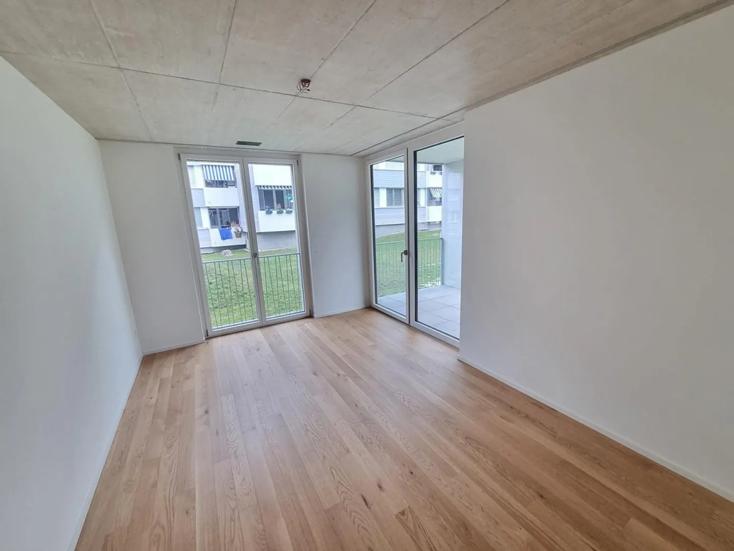 Apartment for rent - Photo 9 of 13