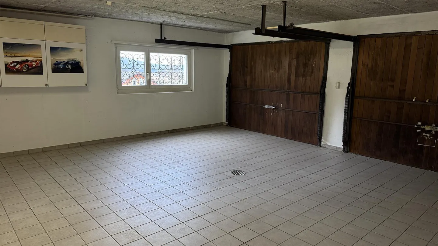 Bella casa unifamiliare con vista spettacolare in una posizione soleggiata - Foto 13 di 19