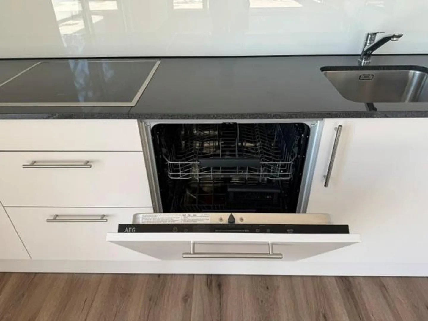 Charmante appartement en attique de 3,5 pièces à Huttwil, grand balcon, nouvelle construction première occupation - Photo 7 sur 13