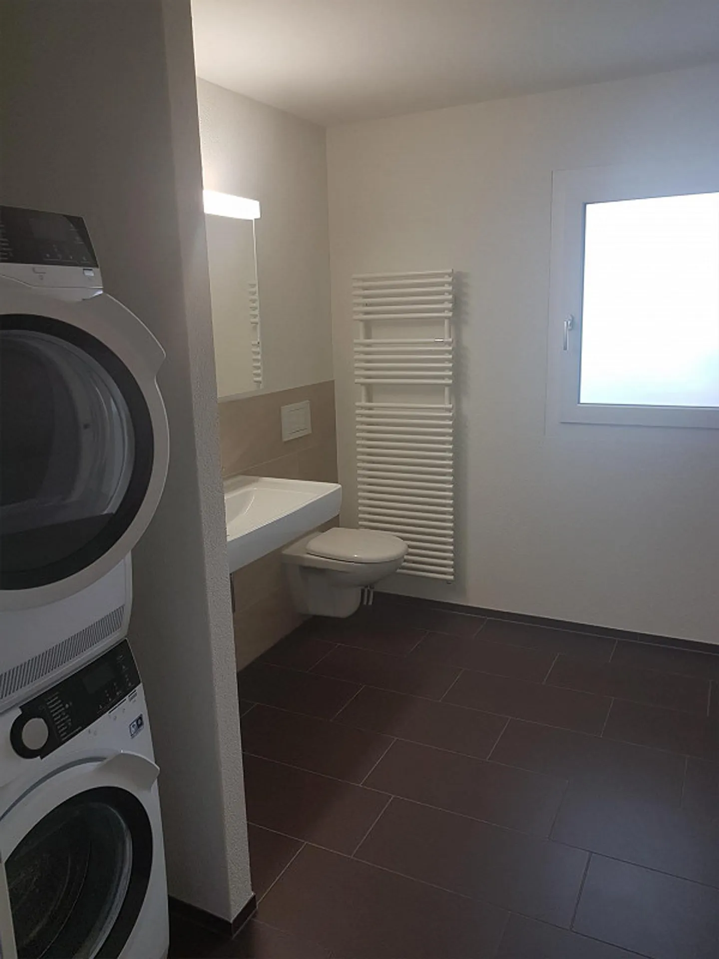 3.5 room apartment with large balcony and great views - Photo 6 of 11