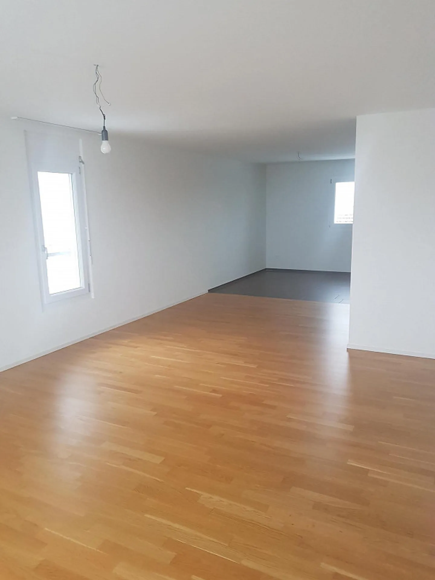 3.5 room apartment with large balcony and great views - Photo 9 of 11