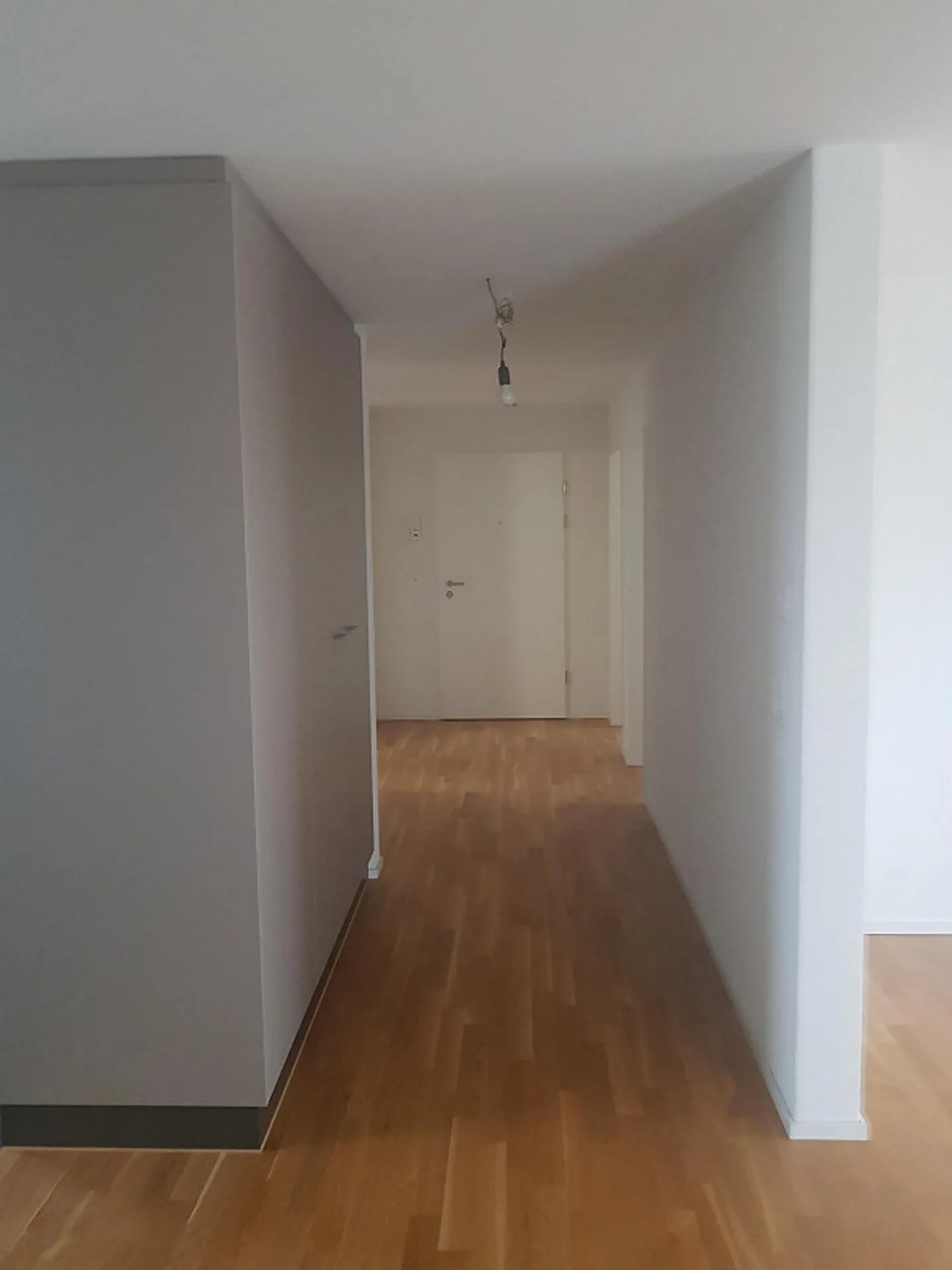 3.5 room apartment with large balcony and great views - Photo 11 of 11