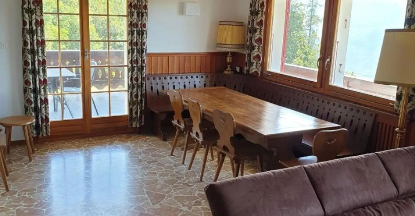 Vacation Rentals: Chalet Campanella - Photo 4 of 11