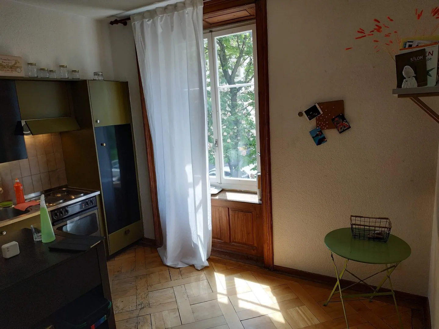 Charming 2.5-room apartment in the heart of Zurich - Photo 8 of 11