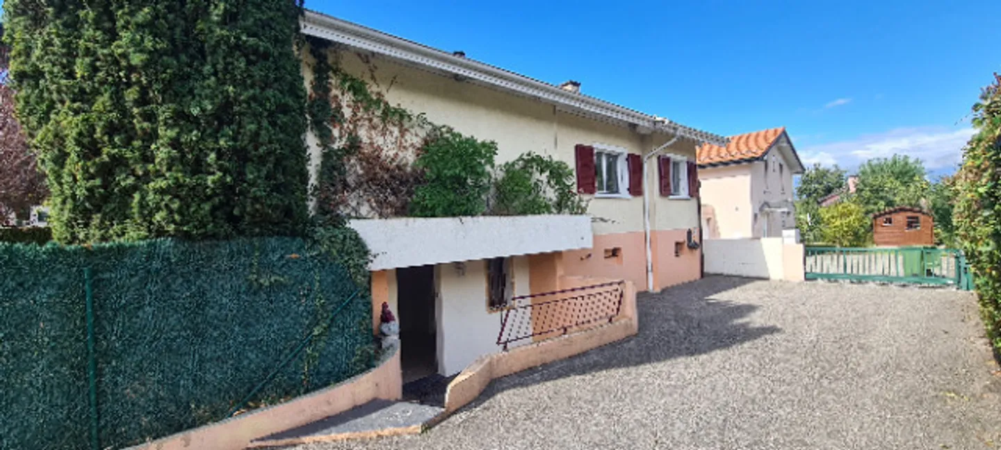 Villa individuelle avec 5 1/2 pièces à Grand-Saconnex 436 m2 de terrain - Photo 3 sur 13