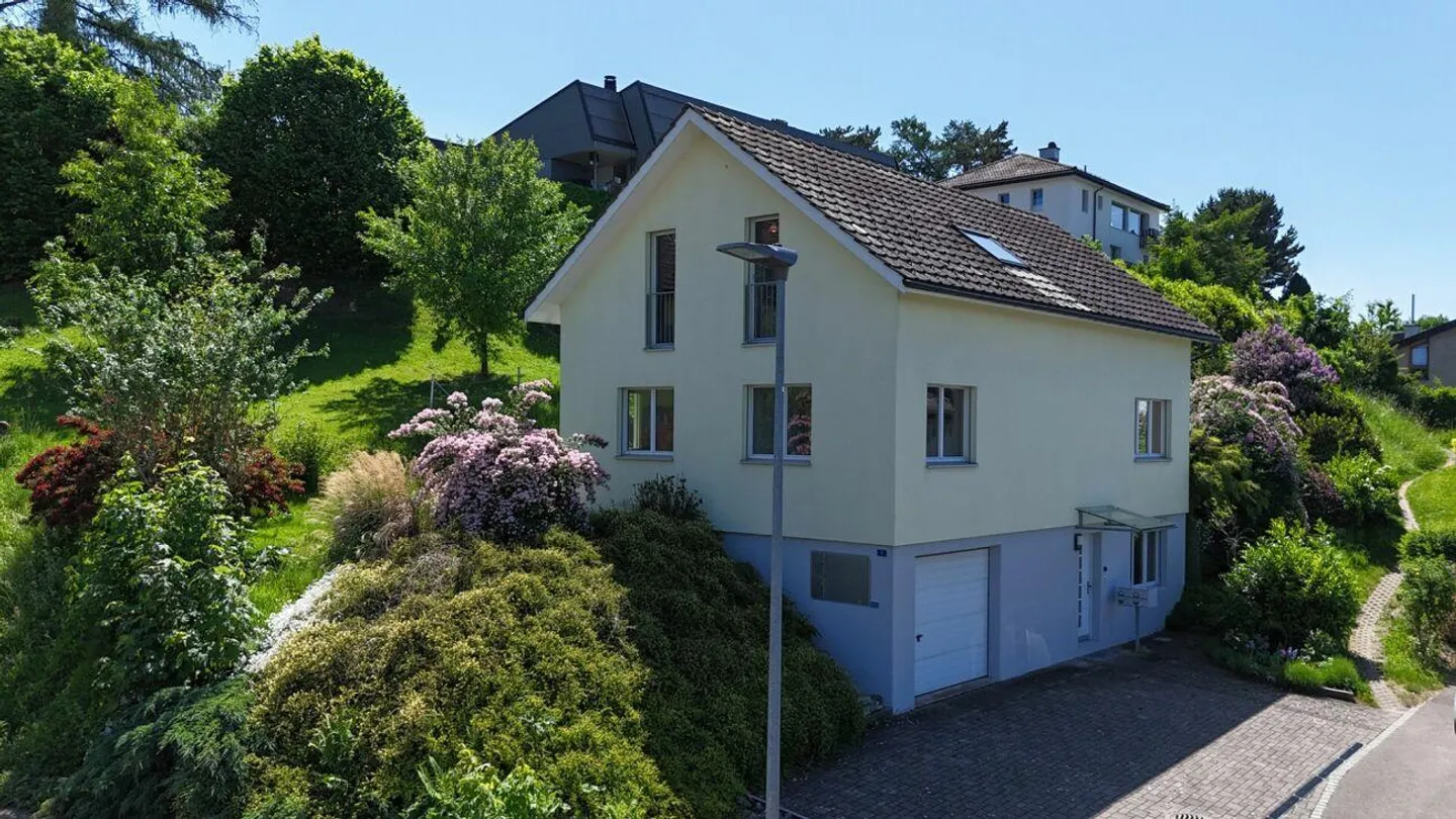 Charmantes Einfamilienhaus mit Garten - Foto 16 von 17
