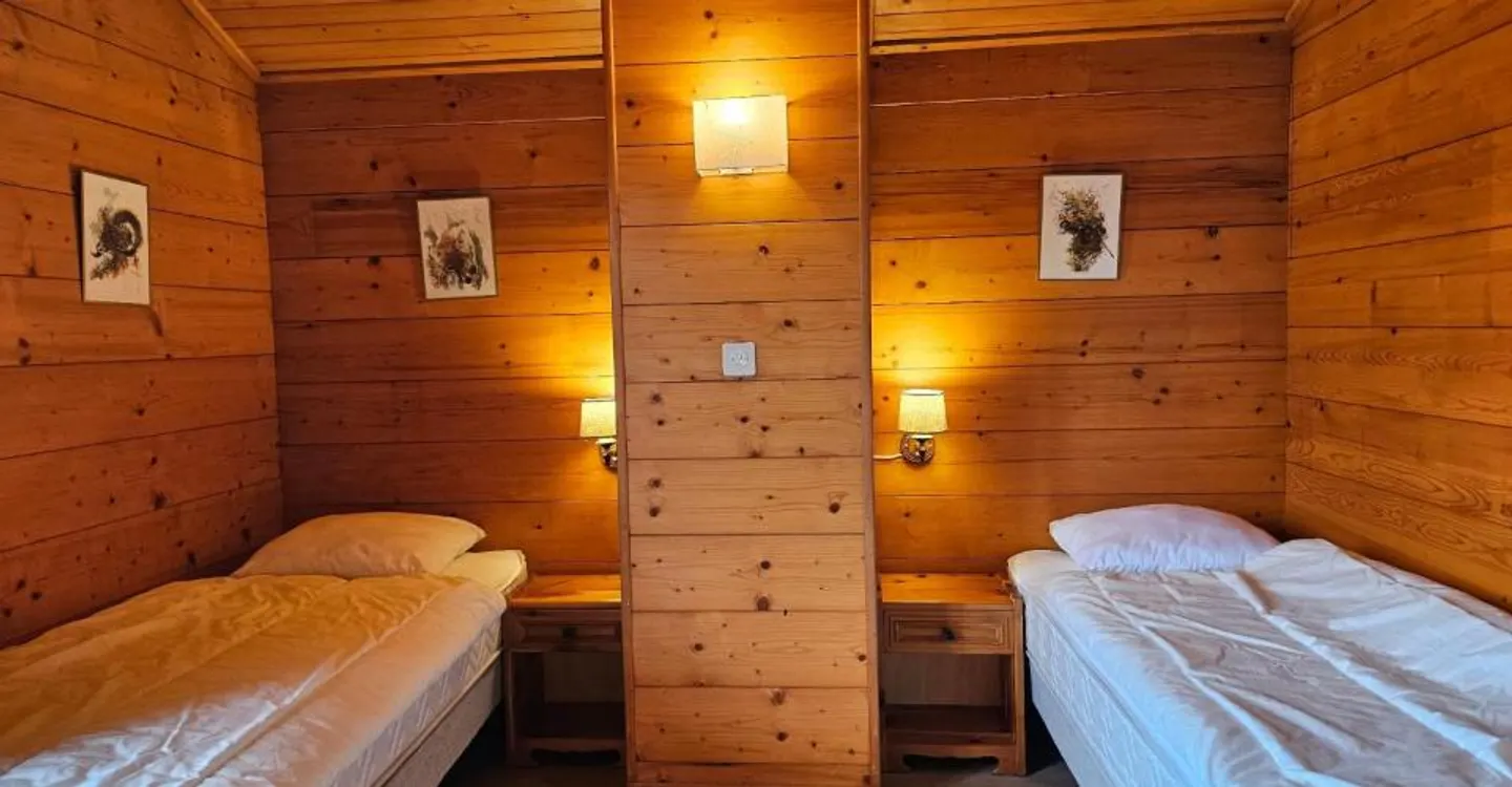 Vacation Rentals: Chalet Campanella - Photo 7 of 11
