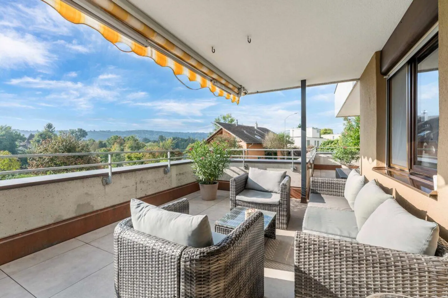 Grosszügige, sonnenverwöhnte 5.5-Zimmer-Terrassenwohnung mit herrlichem Aareblick - Foto 14 von 17