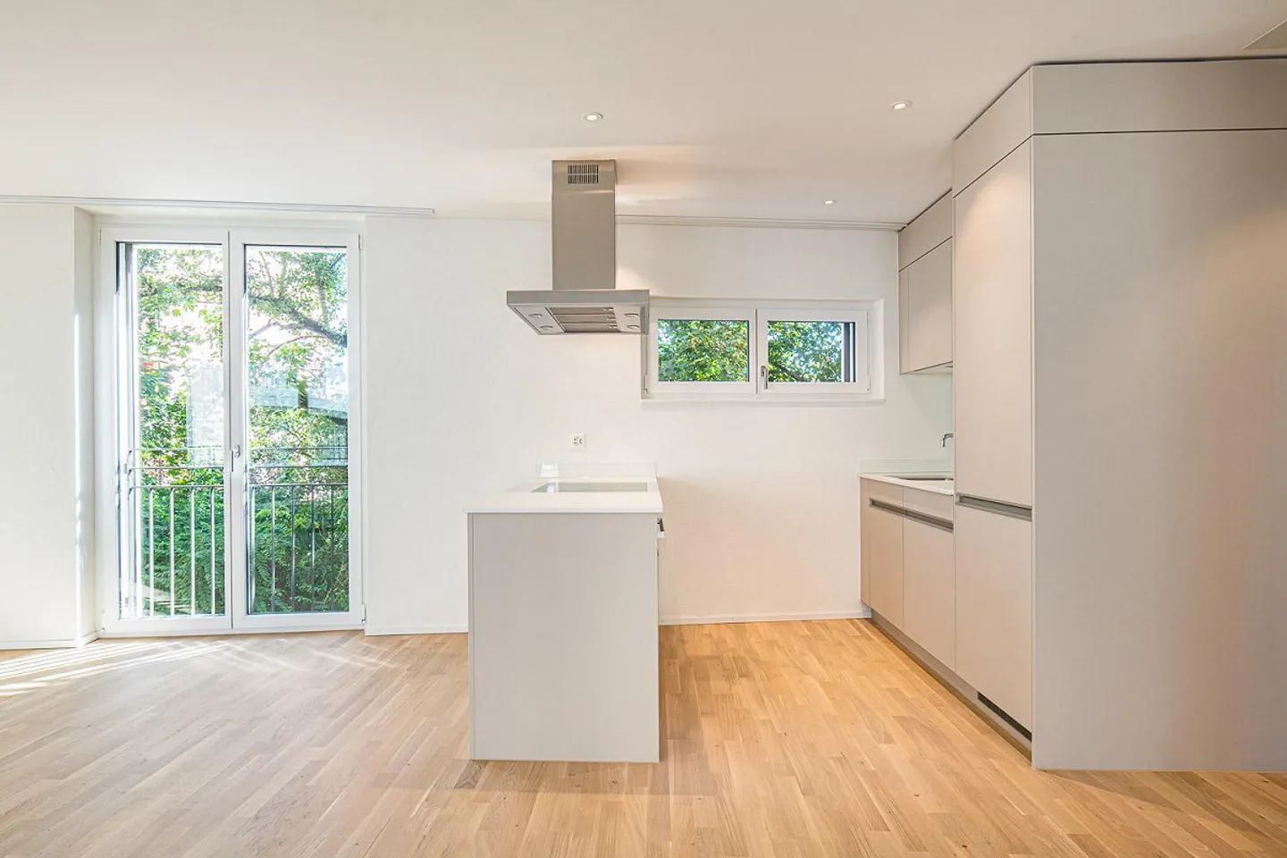 Modern 2.5-room apartment in the heart of Neuhausen! - Photo 5 of 13