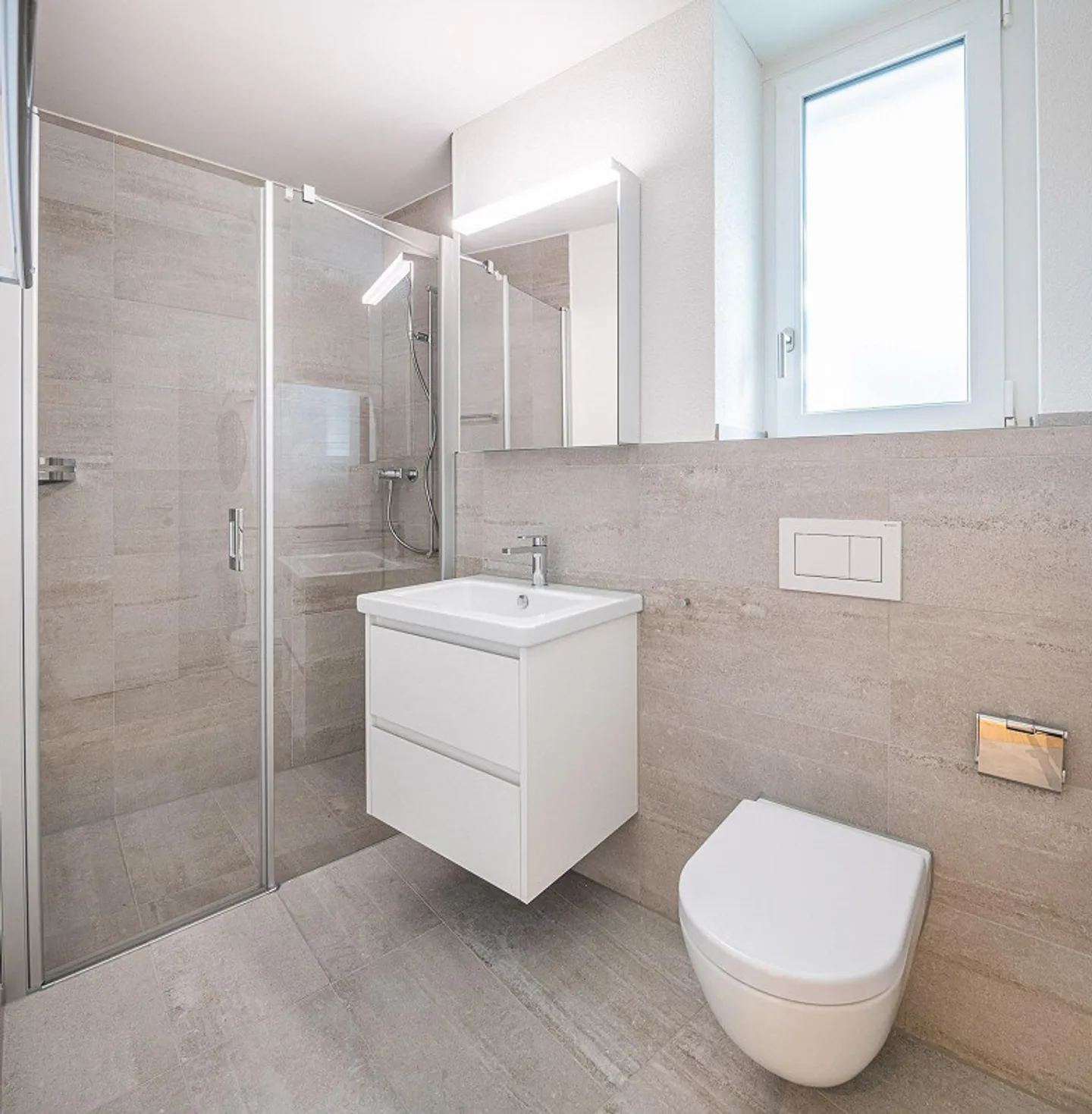 Modern 2.5-room apartment in the heart of Neuhausen! - Photo 10 of 13