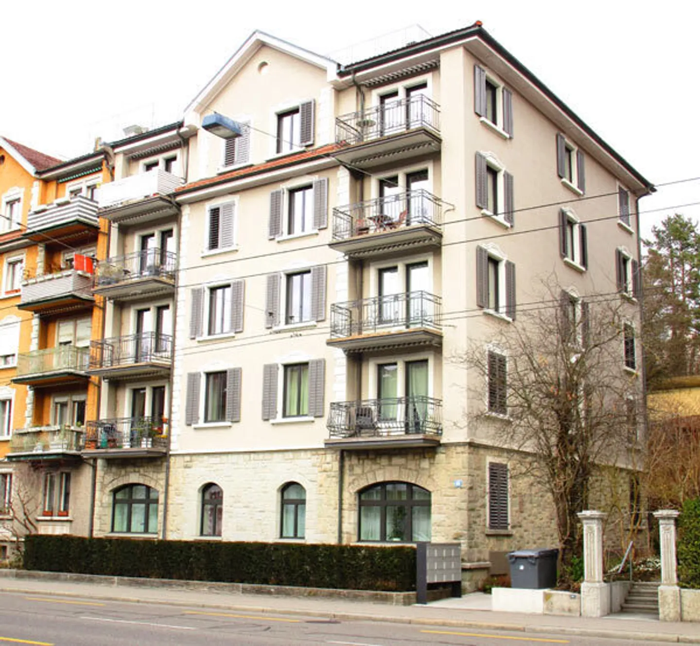 Charming 3-Room Apartment - Photo 1 of 11