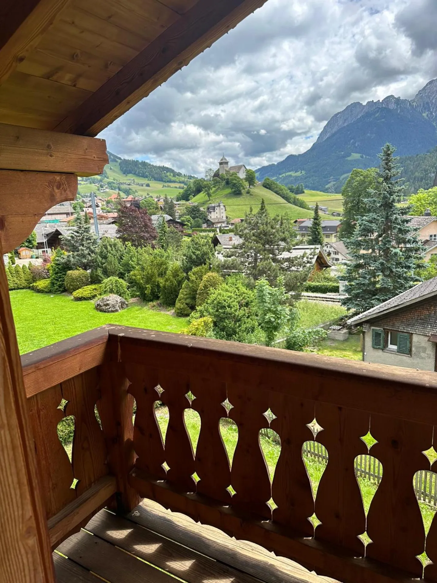 Charmantes Alpenchalet mit Garten und separater Einheit - Foto 3 von 41